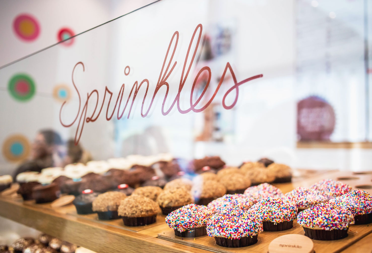 Sprinkles-Cupcakes-Ice-Cream-Restaurant-
