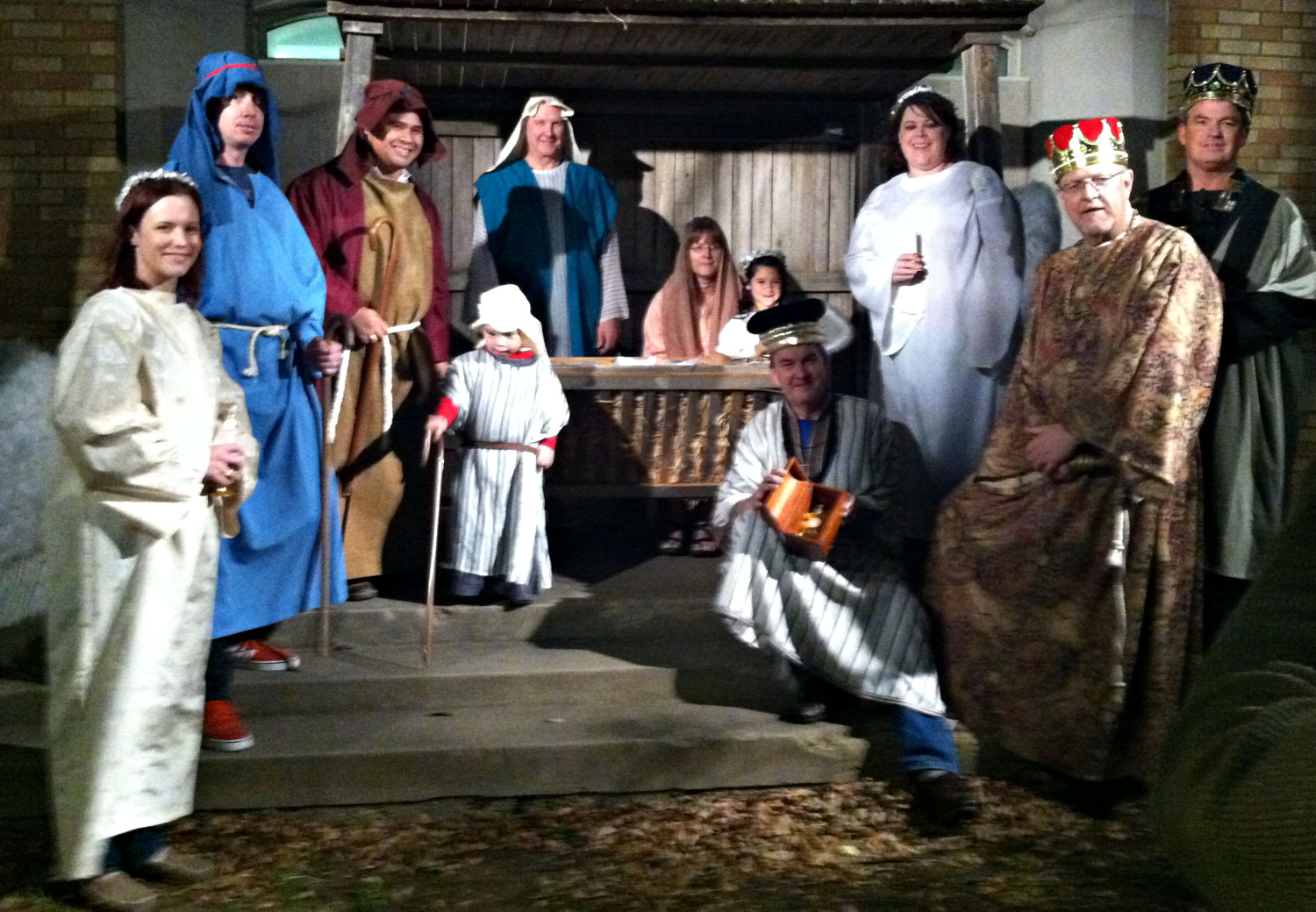 DICKENS-DOWNTOWN-PLANO-CHRISTMAS-FIRST-CHRISTIAN-NATIVITY