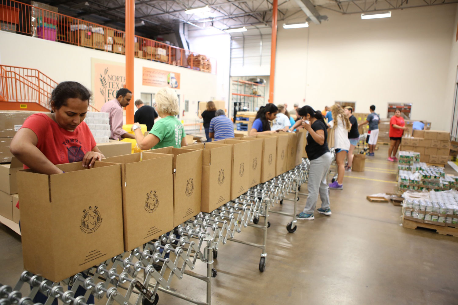 North Texas Food Bank issues urgent appeal for volunteers