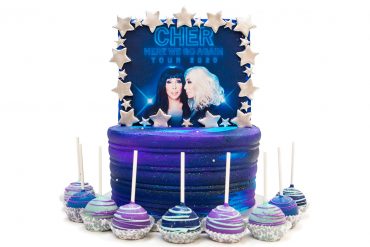 Amazeballz cake for Cher's Dallas concert // photo Jennifer Shertzer